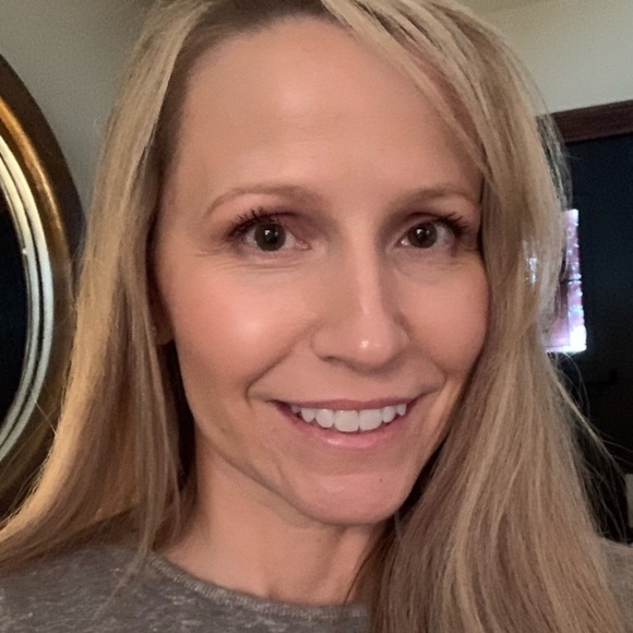 Meet your Posher - Picture 2 of 2